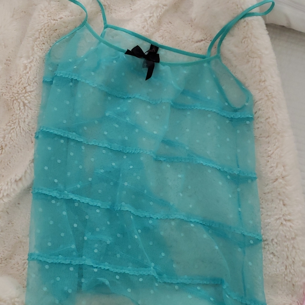 Victoria's Secret chamise